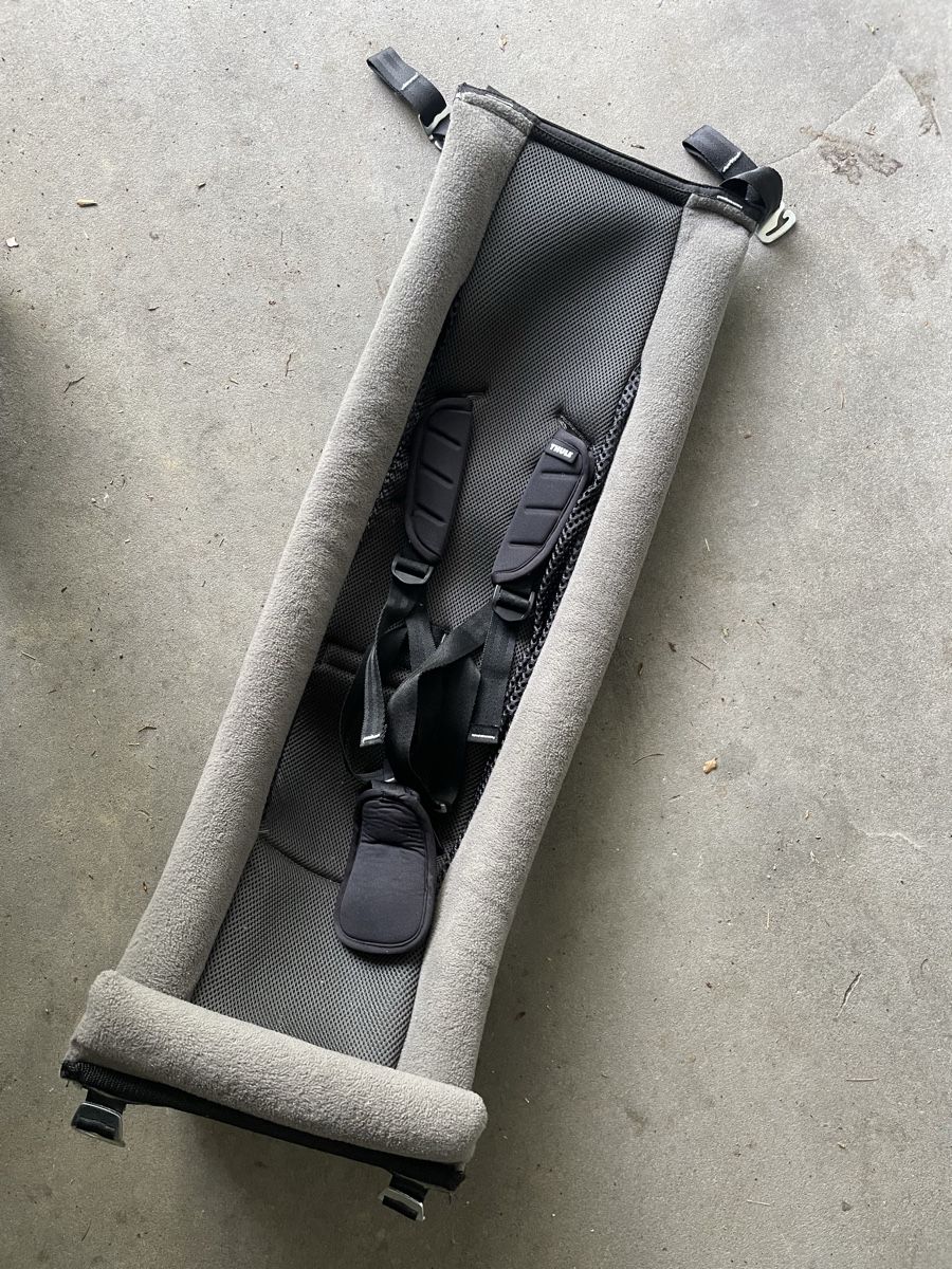 Amache: Thule Chariot Infant Sling Hängematte – Usato da Liestal venduto da Mimimone