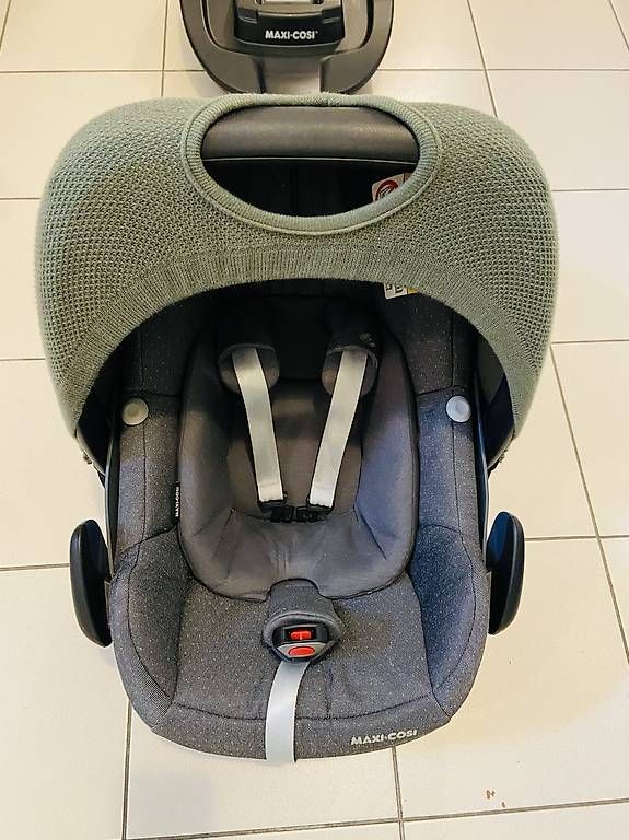 Sièges auto: Sonnenschtz Maxi-Cosi – D'occasion à Feuerthalen par Conny_G 1