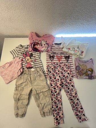 Mädchen Kleiderpaket Grösse 98/104 