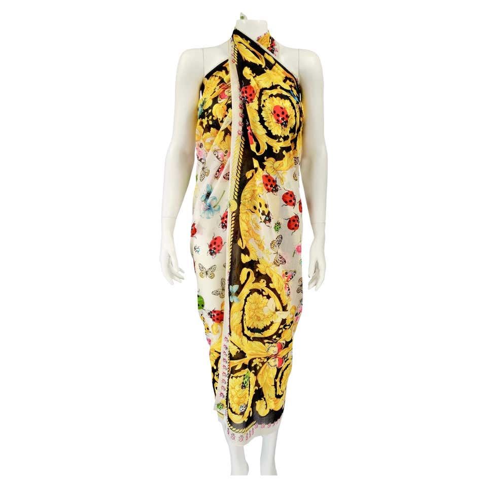 Versace Foulards, Tücher & Schals: Versace Foulard Schal Tuch – Gebraucht aus Baden von GregK02 1