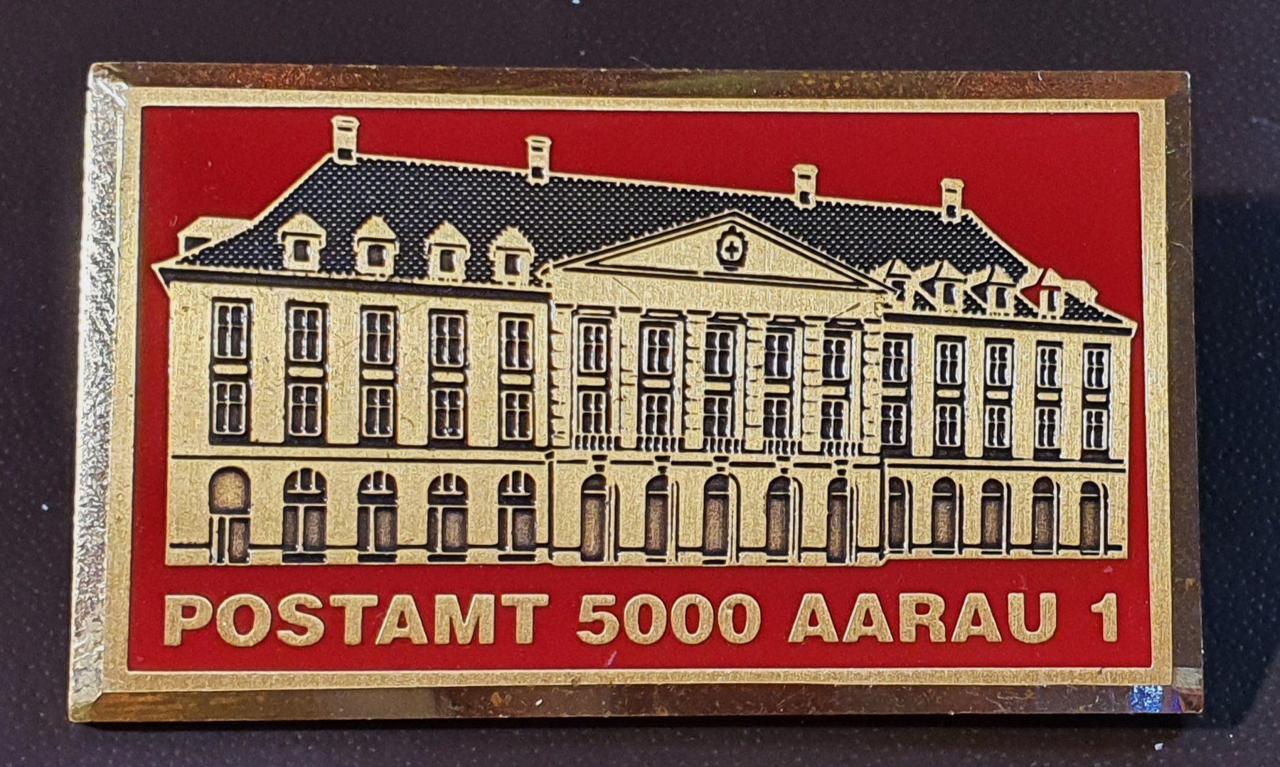 Placchette & Badge: BB651 - Grosser Pin Postamt 5000 Aarau 1 – Usato da Reinach BL venduto da Boston-Verkauf