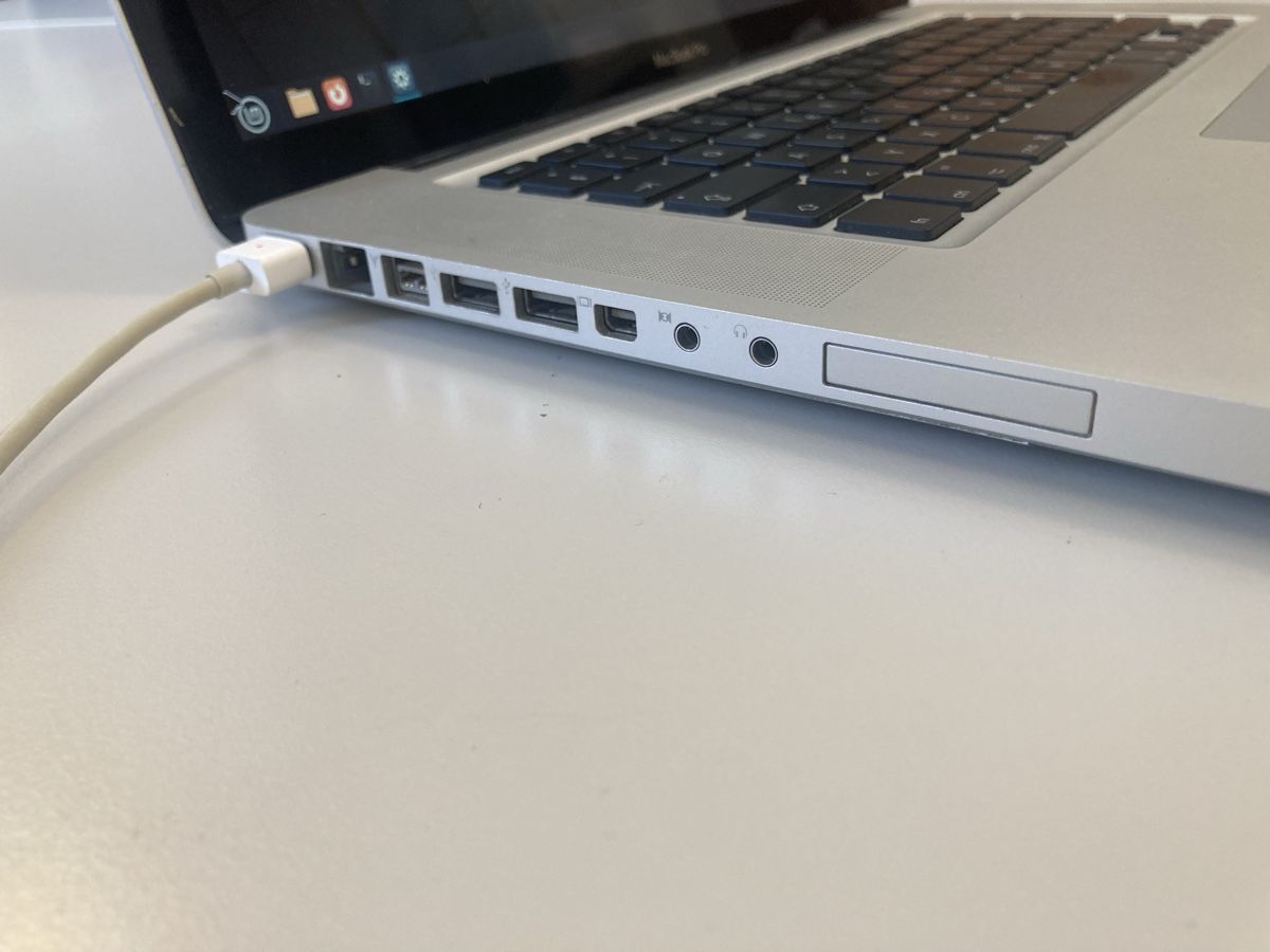 Apple Portables: MacBook Pro 15 Zoll Core2Duo – D'occasion à Flawil par rcnkr 4