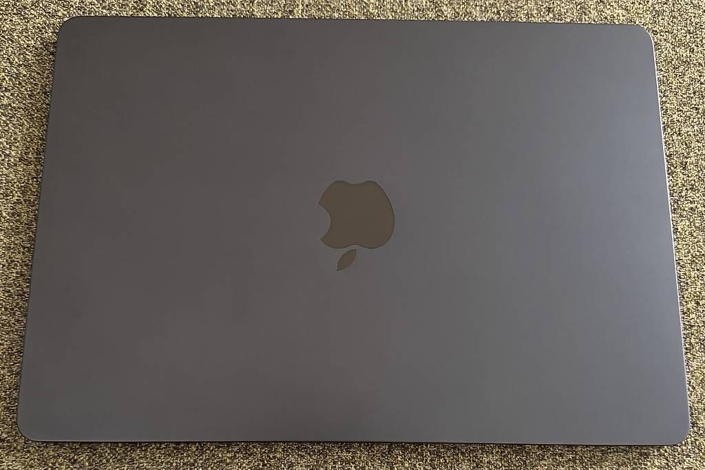 Apple Notebook: Macbook Air 13" M2 - Mitternacht – Usato da Volketswil venduto da IT-Mac 1