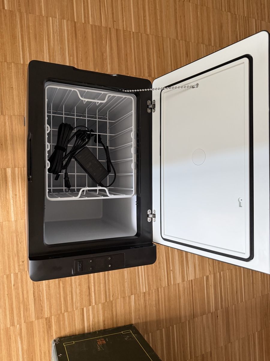 Kühlschränke & Kühlen: Kompressor Kühlbox Ice Cube 65 nie gebraucht – Neu (gemäss Beschreibung) aus Zürich von mei_8q9x 1