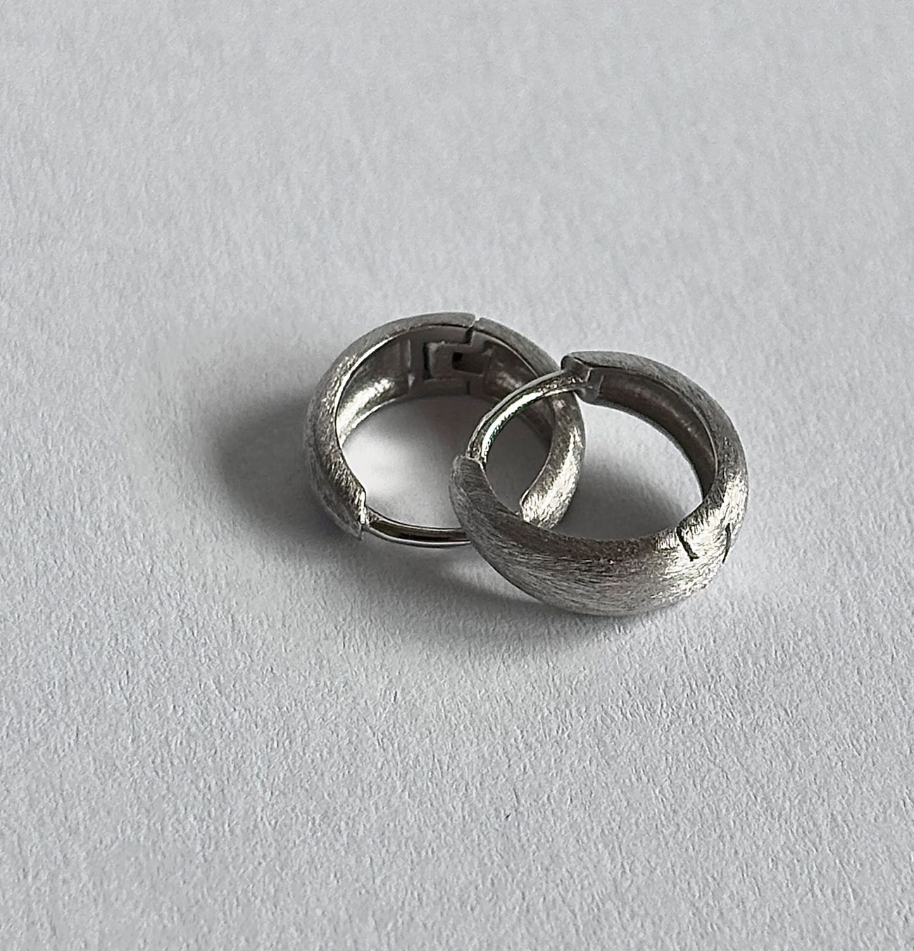 Boucles d'oreille: Silver Small Hoops( 6mm). 925 Silver. – Neuf (Voir description) à Dübendorf par S1973E 4