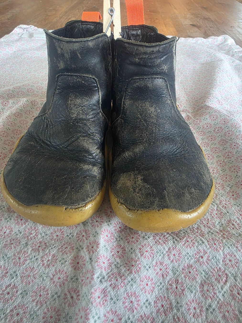 Vivobarefoot Scarpe per ragazzi: Barfussschuhe Gr 25 – Usato da Wichtrach venduto da Elenagonzi 1