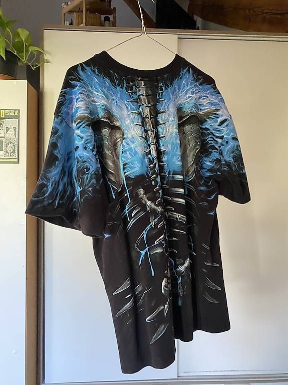 T-shirts: t shirt gothique métal – D'occasion à Boudry par luciegsr 1