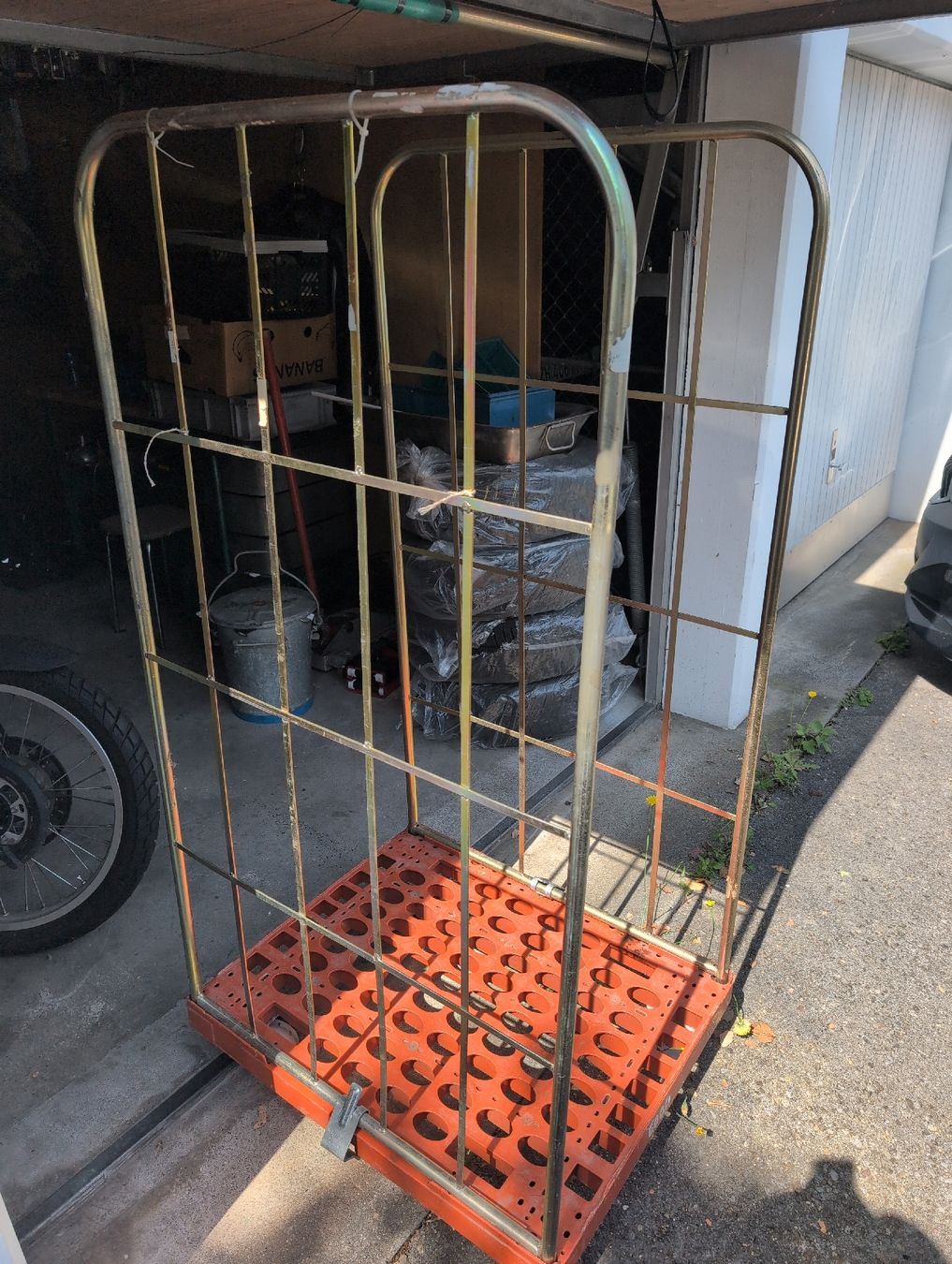 Griglie e Inferriate: Rollenwagen/Gitterwagen gebraucht – Usato da Au ZH venduto da mmhann 1
