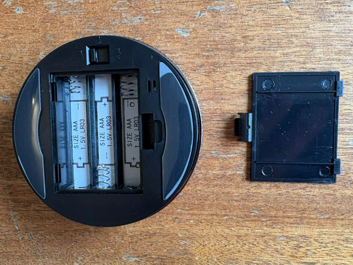 Wecker: Digitaler-Timer rund silbrig NEU – Neu und originalverpackt aus Widnau von SIIVSIIV 2