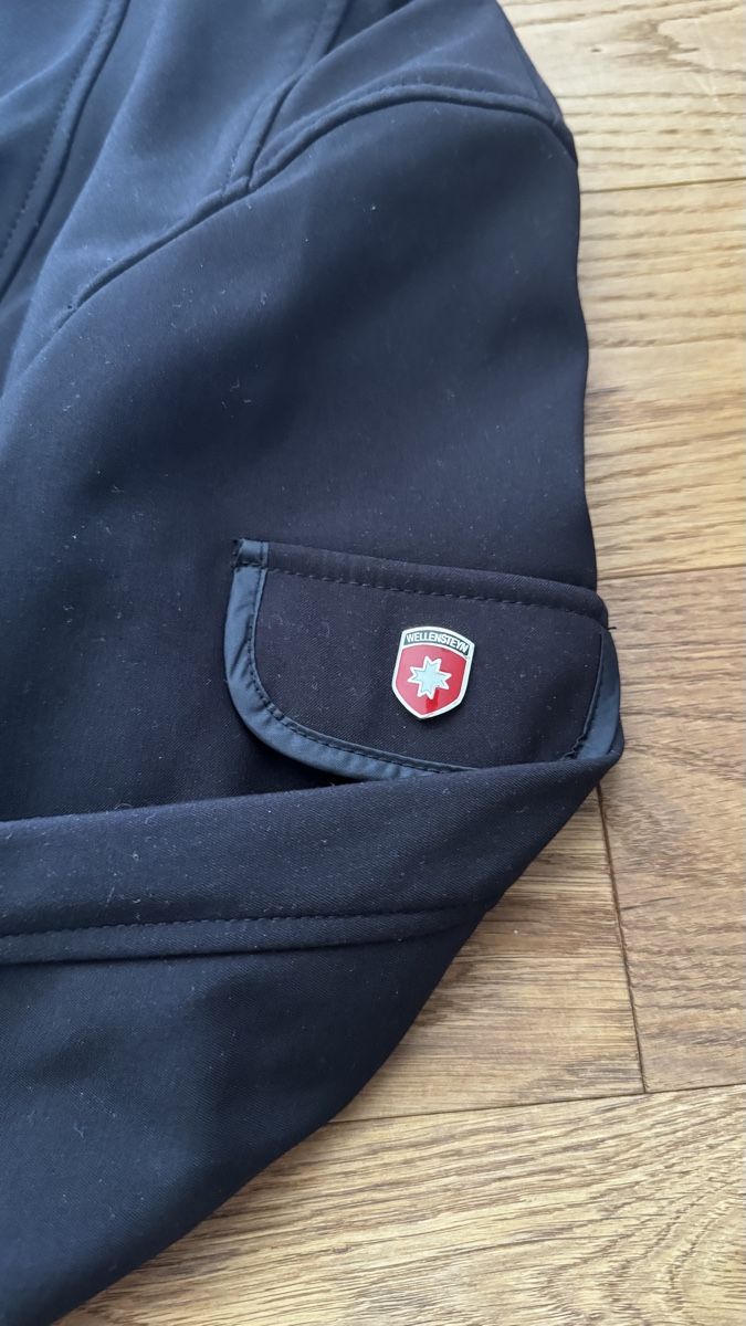 Wellensteyn Jacken: Wellensteyn Softshell Jacke schwarz Grösse S – Gebraucht aus Andermatt von stark19 2