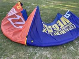 North Vegas Kite Set 12m und 9m (2013) mit 2x Bar und Tasche