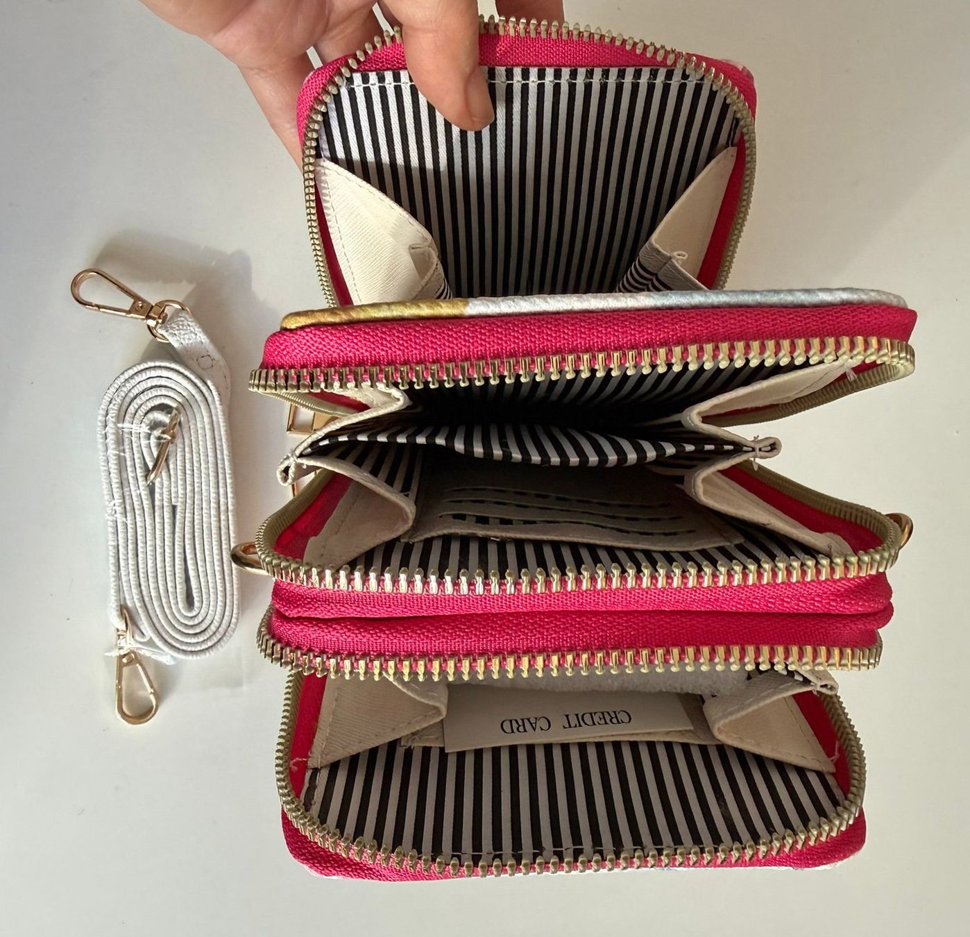 Borse da donna: Handytasche mit Portemonnaie / Farbe Pink – Nuovo e nell'imballaggio originale da Eschenbach SG venduto da Sums 2