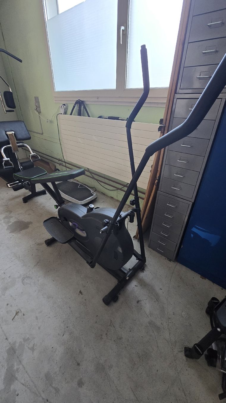 Hometrainer: Fitness Crosstrainer – Usato da Wallenwil venduto da sparepartz-stock