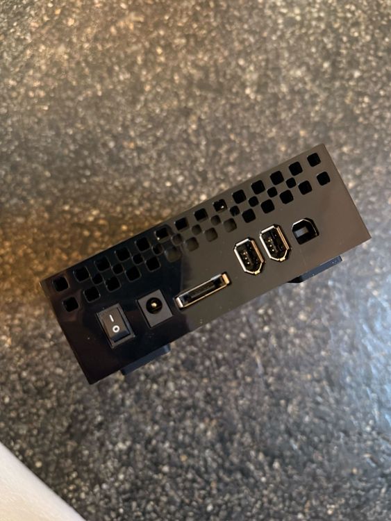 Lacie Dischi rigidi: LaCie hard disk 1TB – Usato da Zürich venduto da elhopper 3