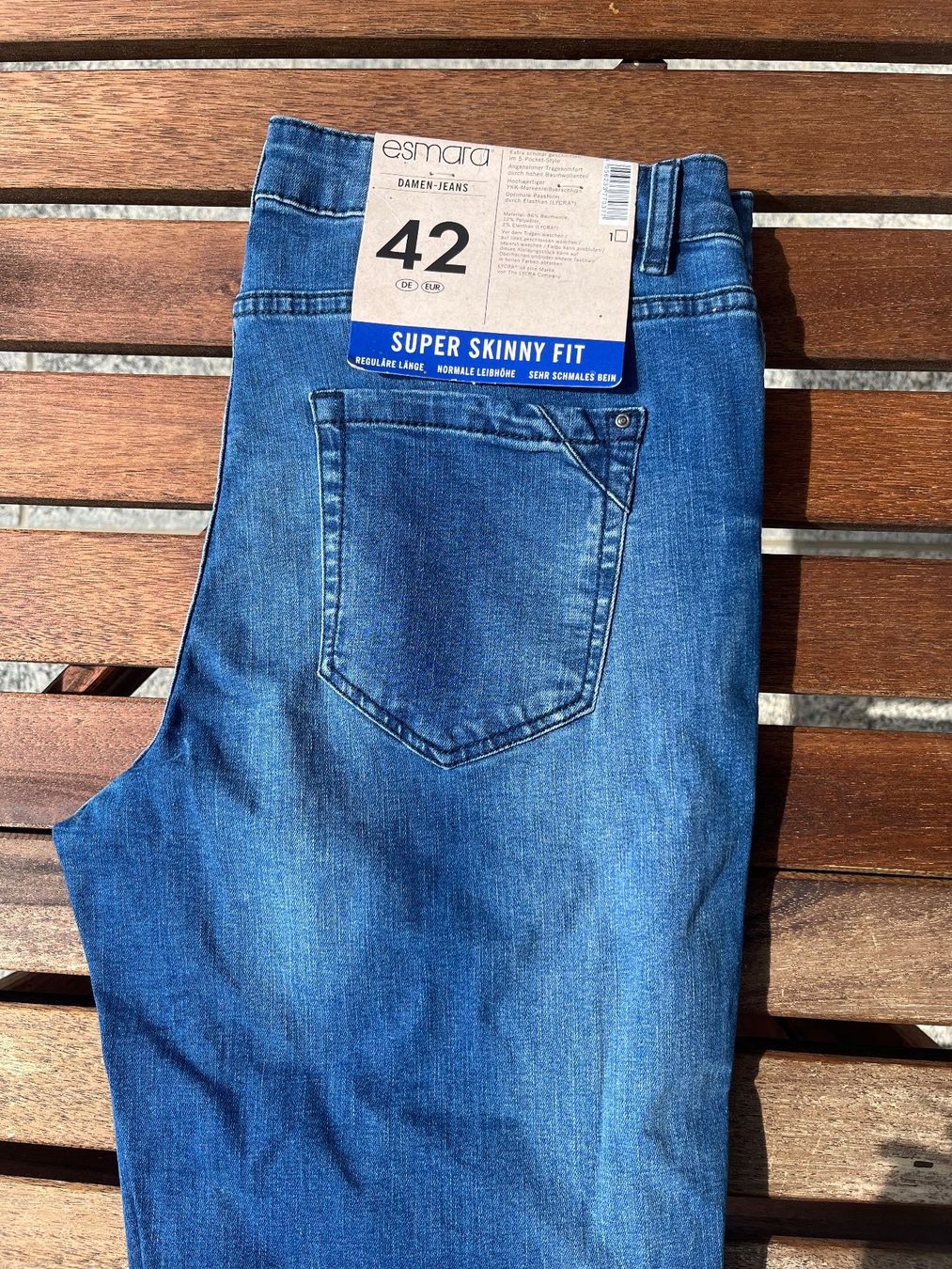 Jeans: Jeans taille 42 neufs – Nuovo e nell'imballaggio originale da Neuchâtel venduto da Virg30 3