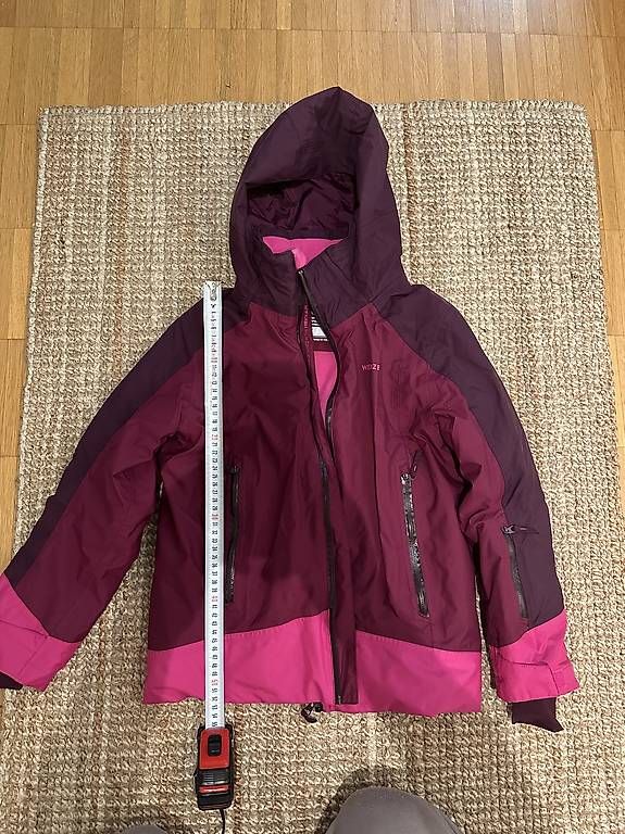 Kleiderpakete & -sets: Günstig Schneekleidung – Gebraucht aus Winterthur von Berkal 1