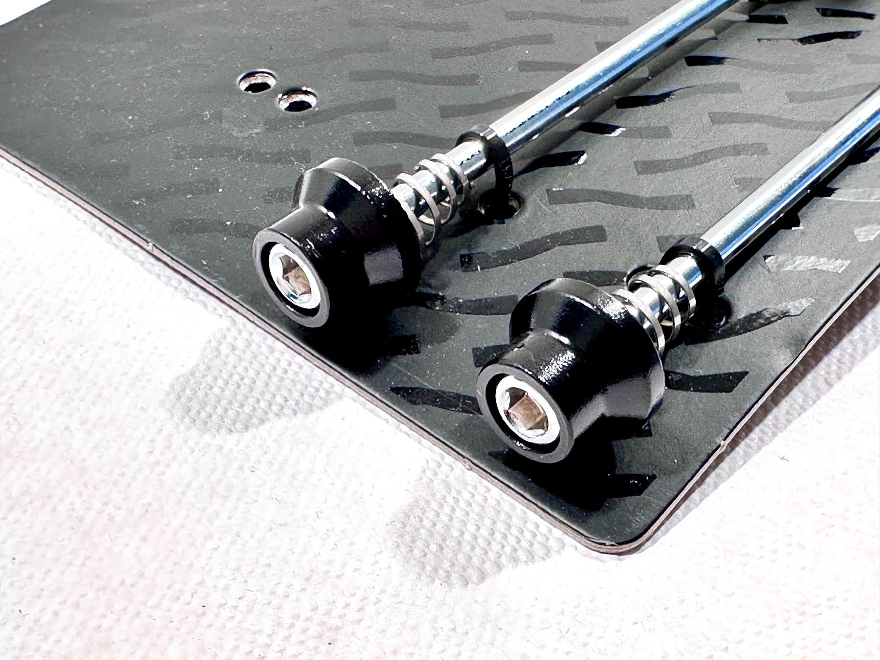 Ersatzteile: Achssicherungs-Set Tranz-X Schnellspanner Schwarz NEU – Neu und originalverpackt aus Luzern von bikeandbeltcom 2
