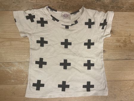 Süsses Kreuz-Shirt Gr. 98/104, guter Zustand