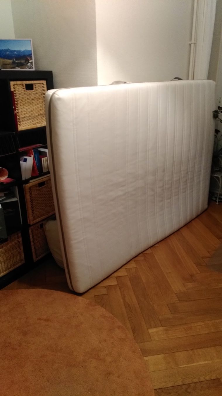 Ikea Matratzen: Matelas 140 à donner – Gebraucht aus Lausanne von cle_9bdd