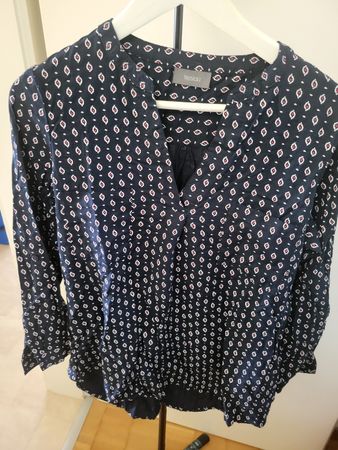 Damen Bluse Yessica blau gemustert sehr guter Zustand