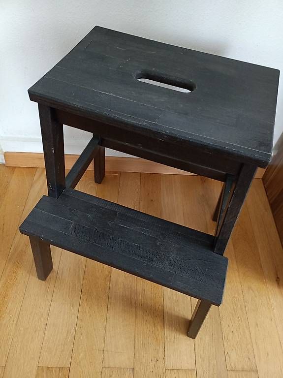 Ikea Sgabelli: Schwarze Tritthocker Ikea – Usato da Grenchen venduto da Wolfine 3