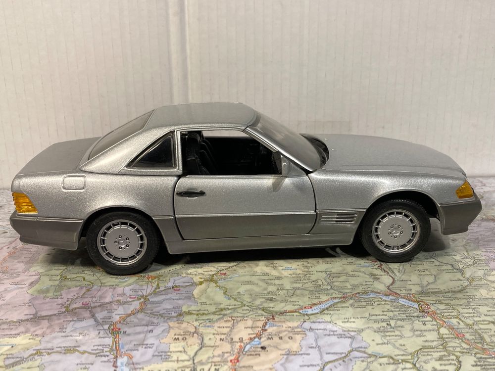 Revell 1:18 Mercedes-Benz 500 SL Coupe cod.8802 grün mit Hard top OVP