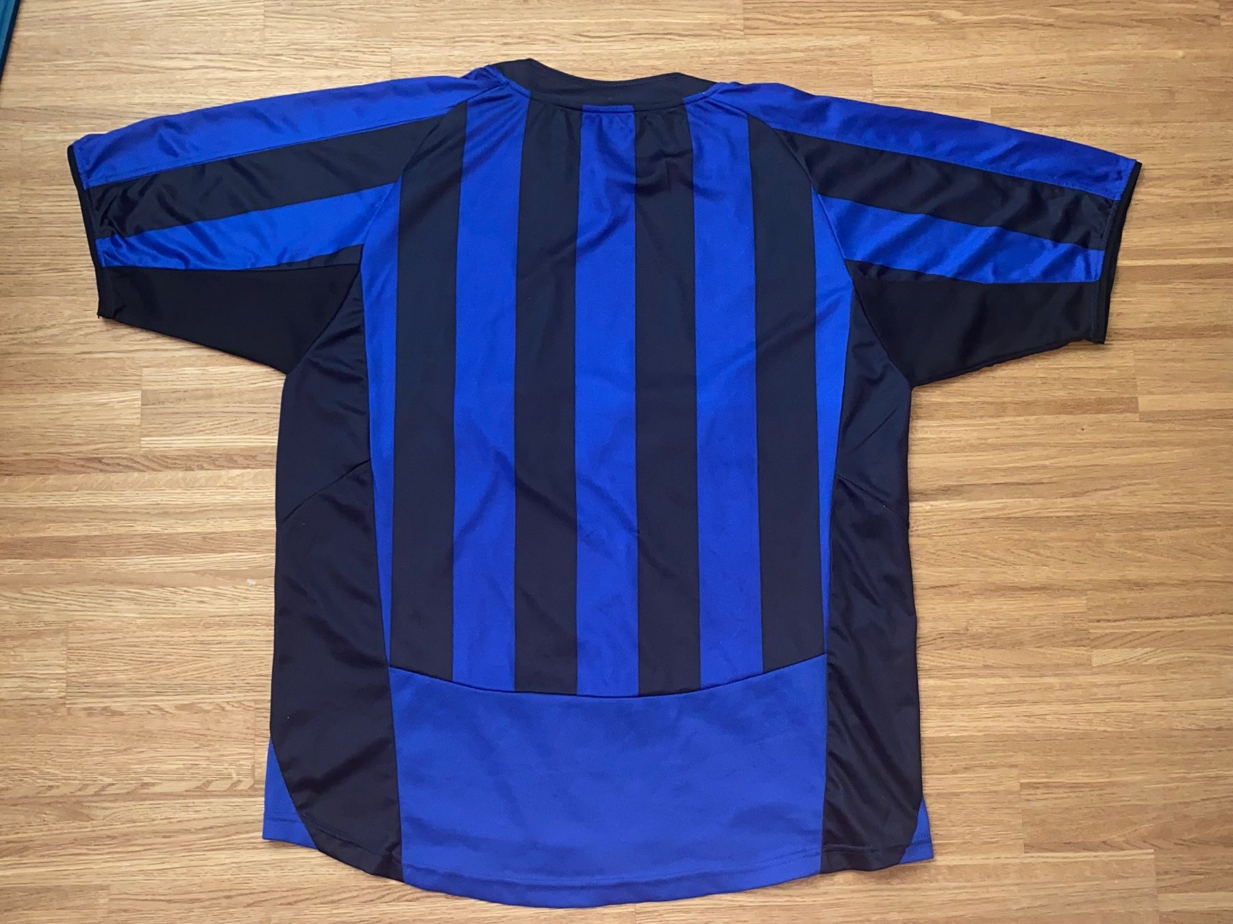 Football Club Internazionale Milano Canottiere & Pantaloni: Inter Milan retro Trikot - Saison 2003/2004 – Usato da Winterthur venduto da Platzmacher_123 1