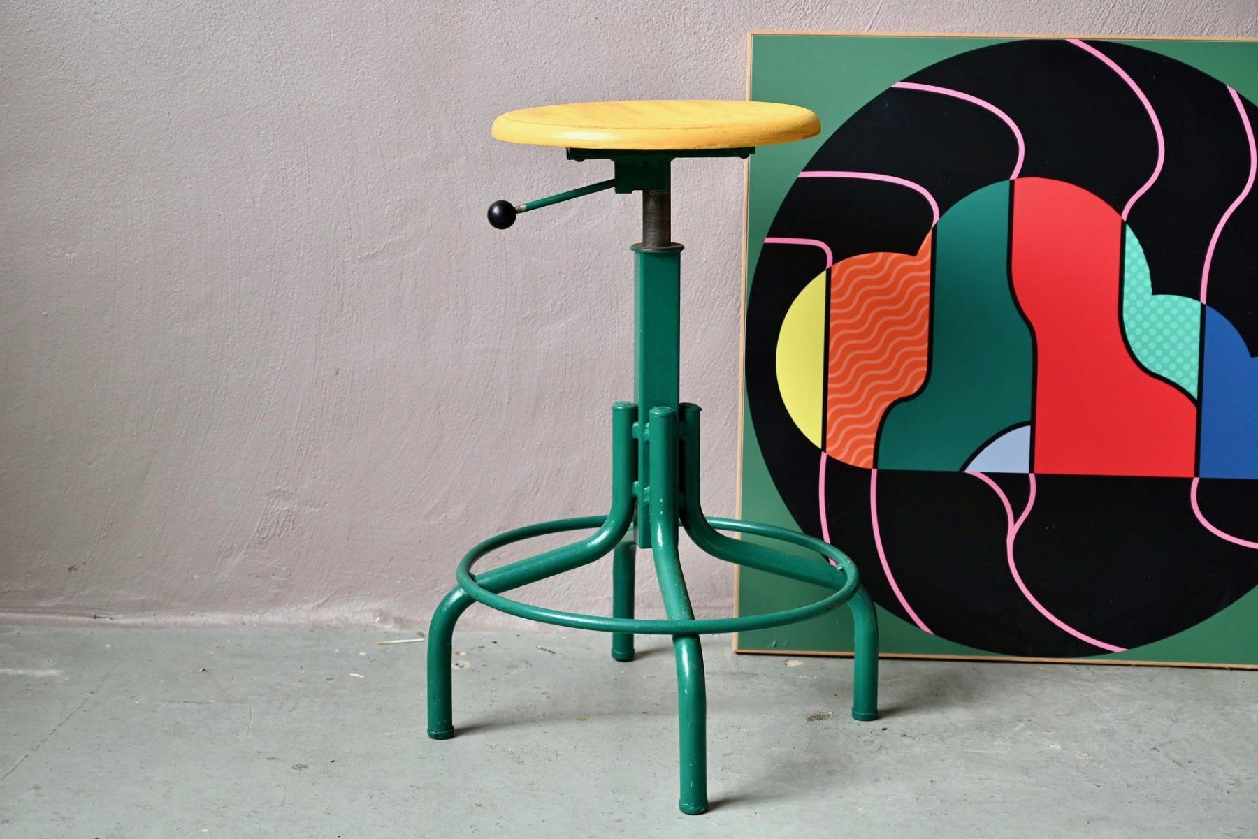 Sgabelli: Tabouret atelier industriel vert & jaune années 60 – Usato da COLMAR venduto da Sophiebellelurette