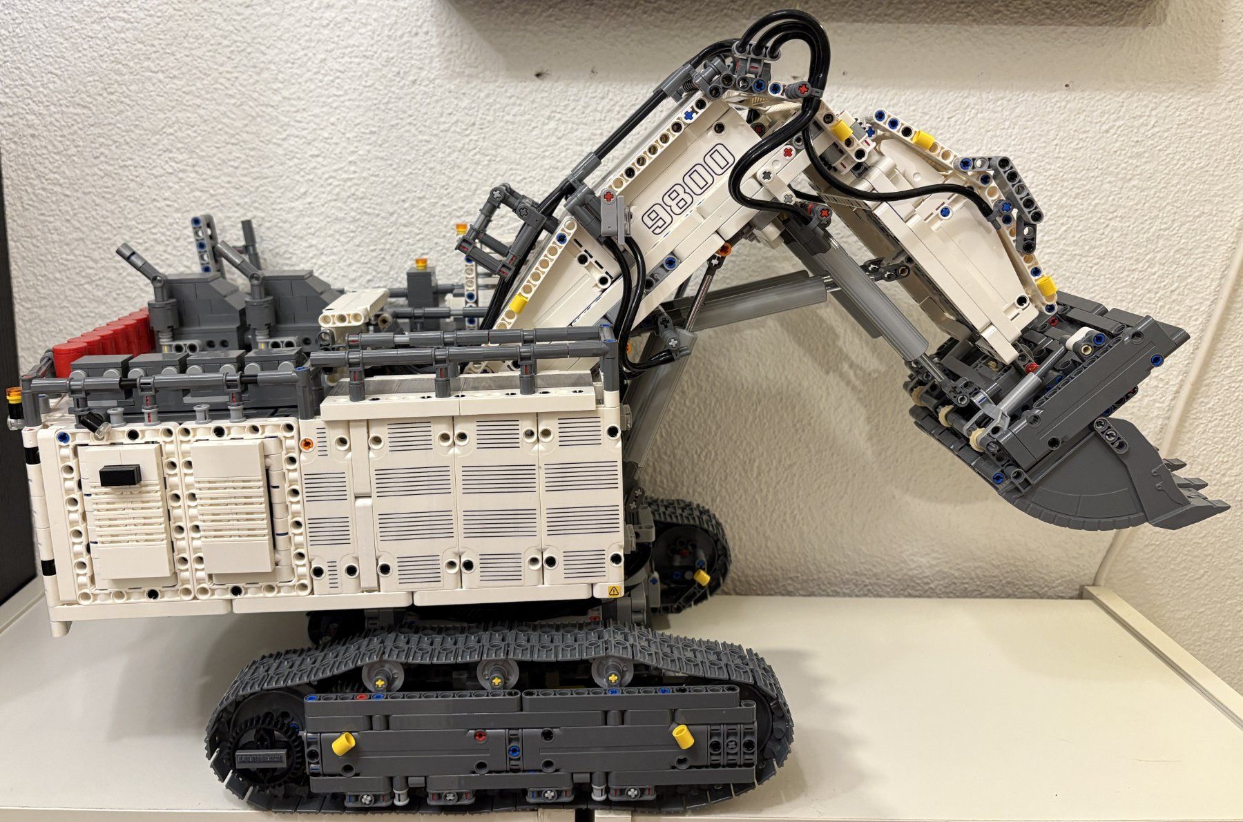 Lego Giocattoli: LEGO 42100 Liebherr Bagger R9800 – Usato da Meisterschwanden venduto da McSchein