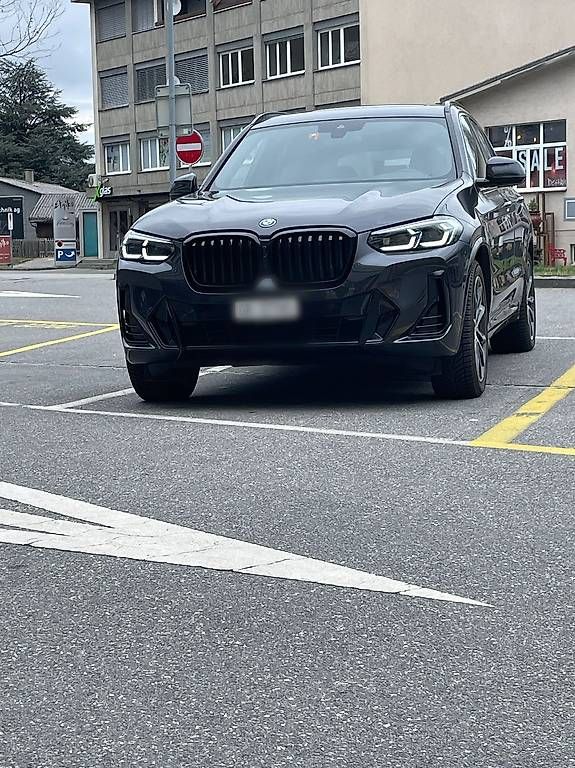 Automobili: BMW X3 30e M Sport – Usato da Chur venduto da Veleshta008 3