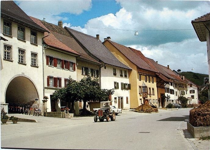 Ansichtskarten: WILCHINGEN Dorfstrasse - Traktor – Gebraucht aus Jona von philajona