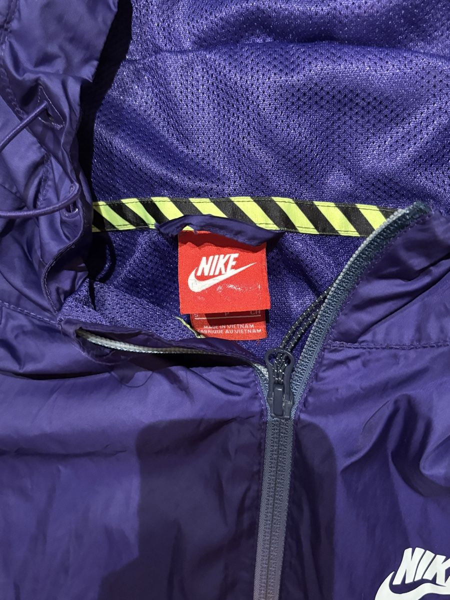 Nike Jacken: Nike Windrunner in Dunklem lila, Gr S – Gebraucht aus Zumikon von djoker03 3