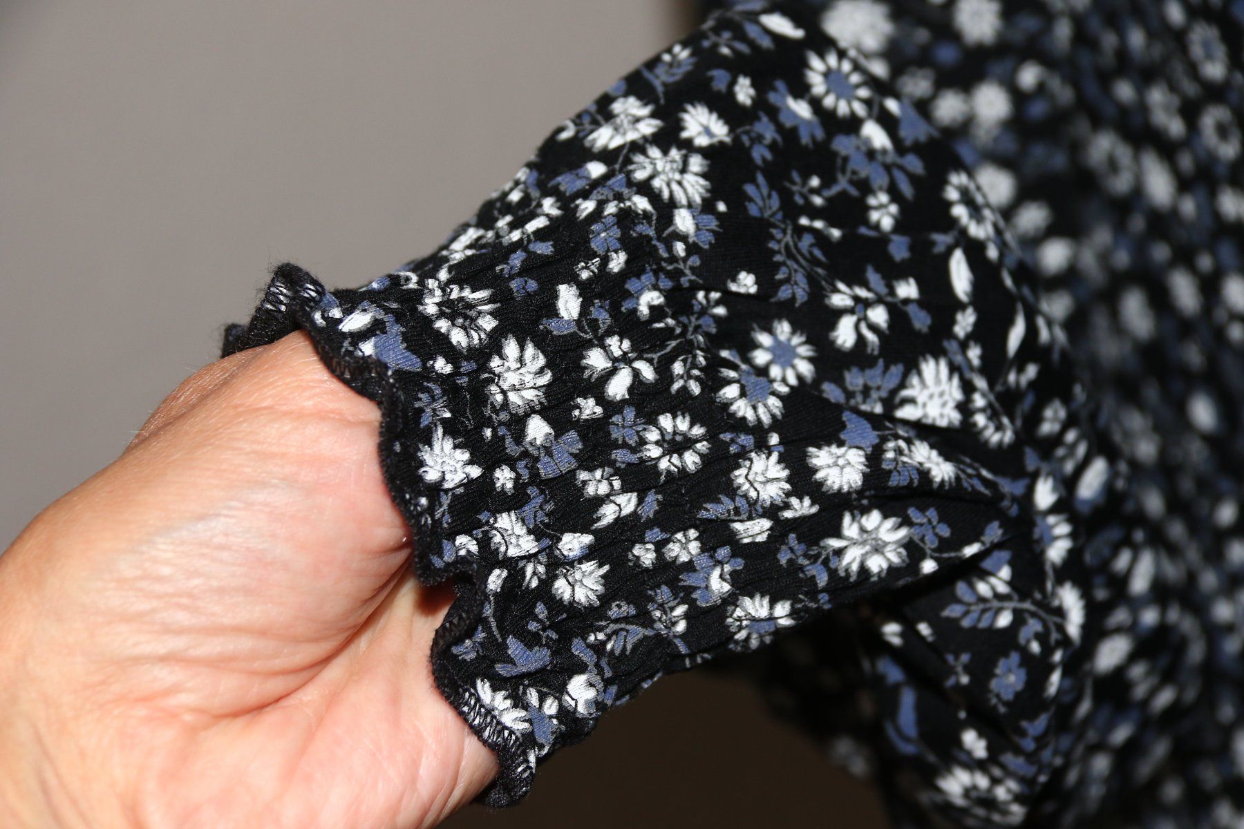 Marc O'Polo Camicette: Neue Bluse von MARCO POLO eher Gr.S-M – Nuovo (secondo la descrizione) da Oberwil-Lieli venduto da Svetlana28 4