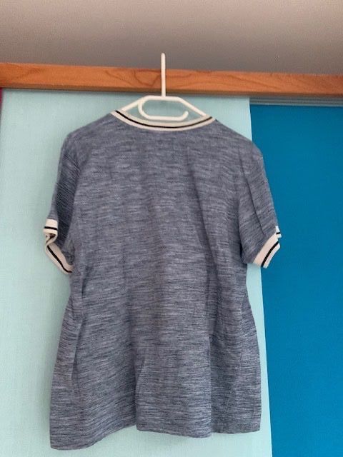 T-Shirts: sportliches Tshirt – Gebraucht aus Oberurnen von solaris84 1