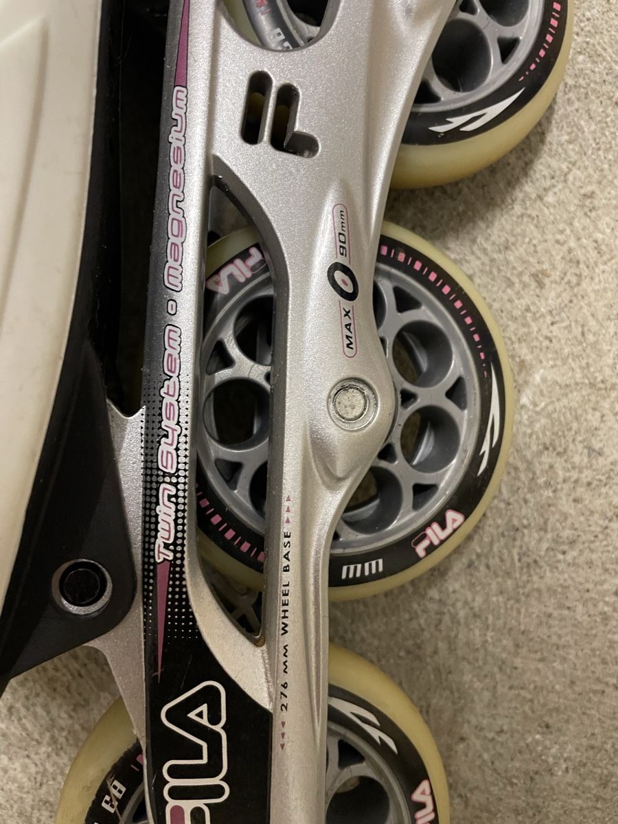 Fila Pattini in linea & Pattini a rotelle: Fila Inlineskates, Grösse 38.5, Top Zustand – Nuovo (secondo la descrizione) da Bassersdorf venduto da eld_b2nn 4