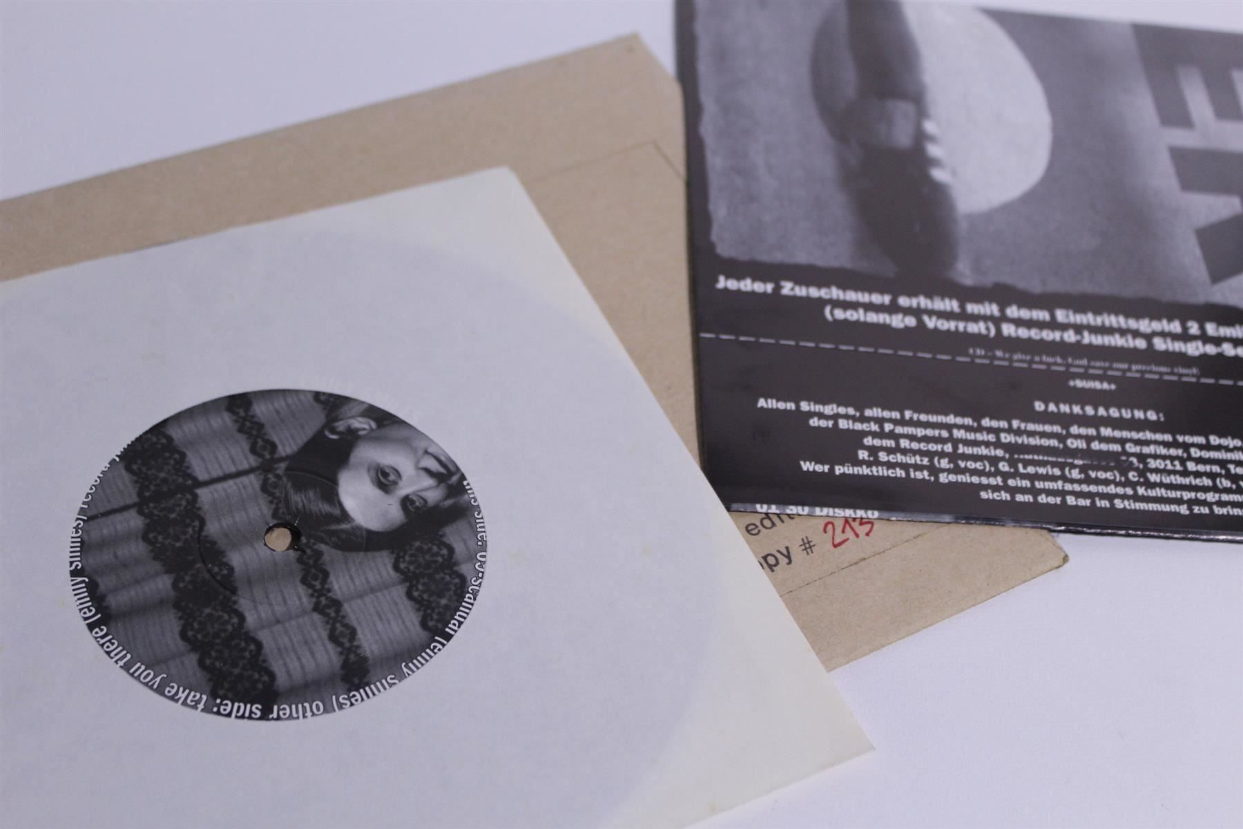 Dischi in vinile: EMILY SMILES: 69 Scandals / Take You... – Usato da Bern venduto da kultiges 6