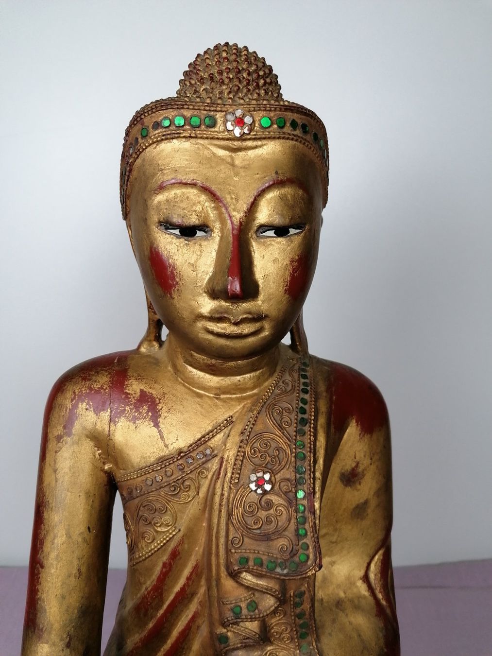 Sculture & Statue: Antike Buddha - Statue aus massivem Holz – Usato da Köniz venduto da Brockenreich 1