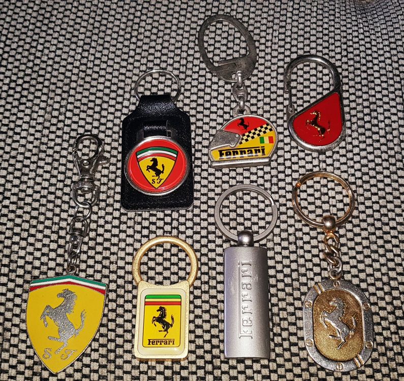 Porte-clés Ferrari Ecusson Spinner 130191055-000