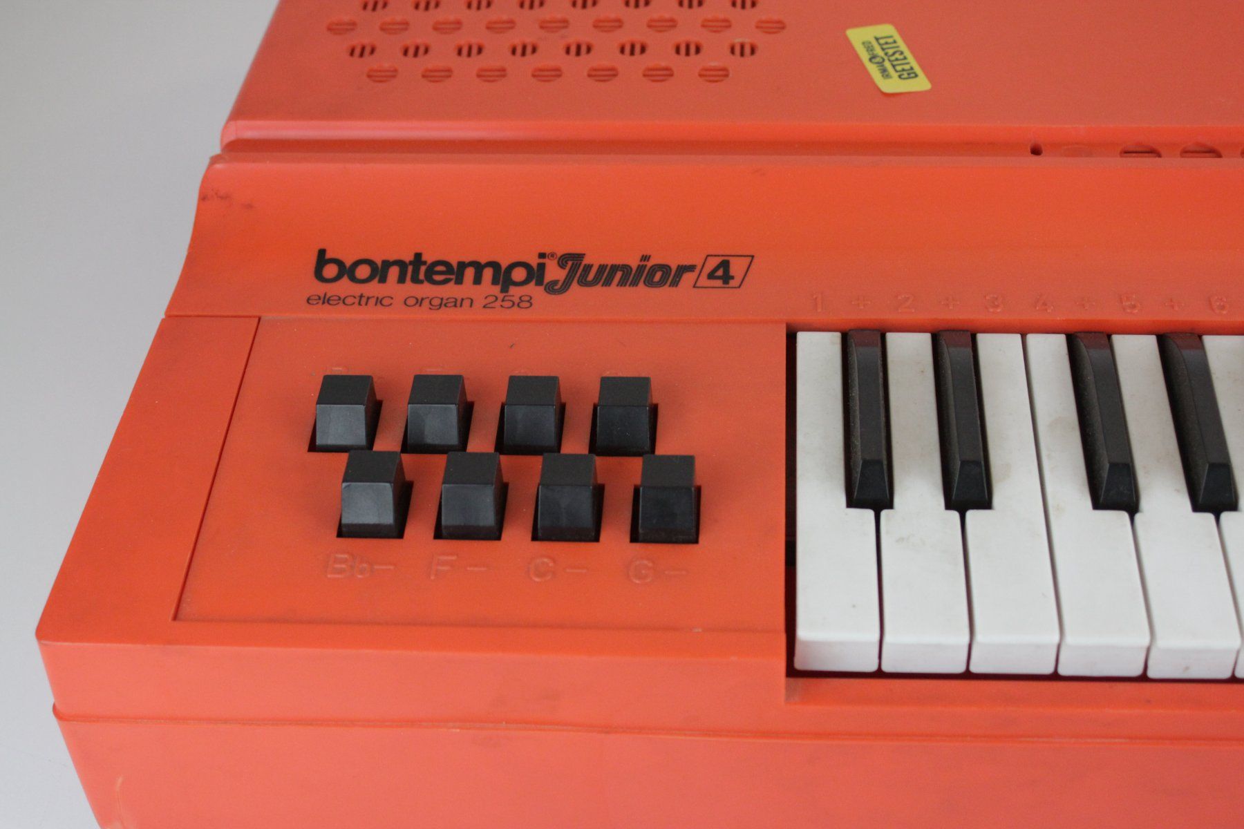 Bontempi Strumenti musicali: Bontempi Junior 4 Elektrische Orgel Vintage – Usato da Basel venduto da IRMAundFRED 1