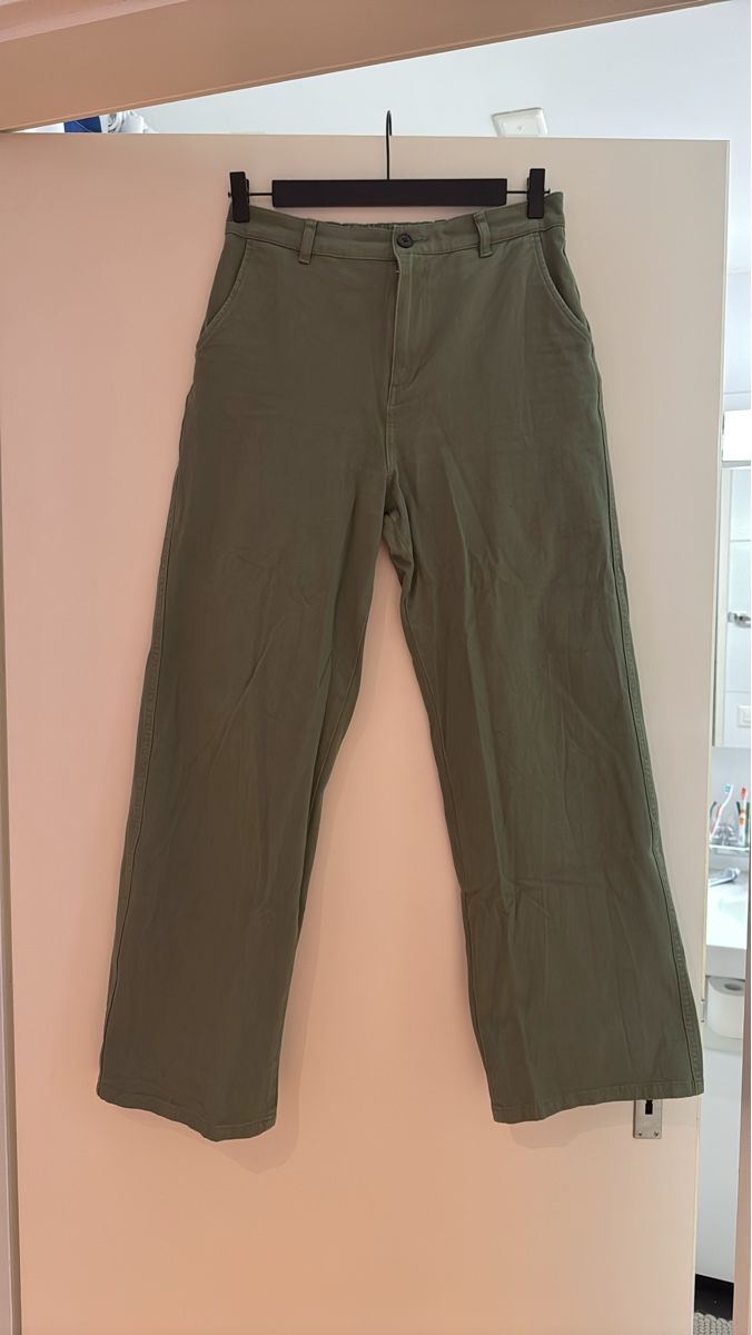 Muji Pantaloni: Muji Wide Pants Olive – Usato da Zürich venduto da AnnaSaskia