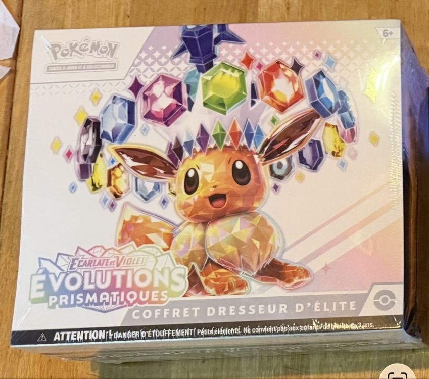 Pokémon coffret dresseurs Évolution prismatique (Neu (gemäss ...