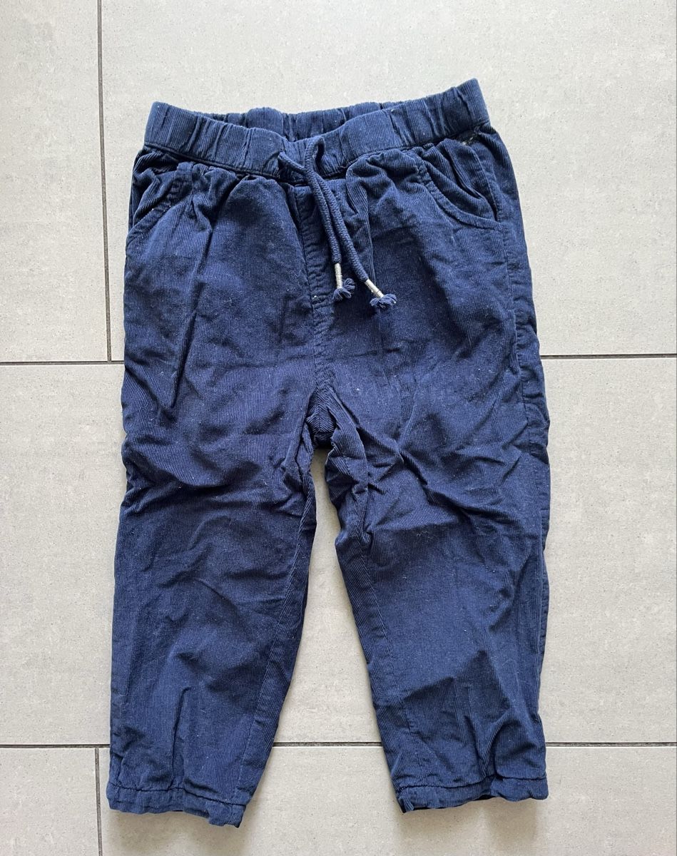 Pantaloni: Blaue Chenille-Hose, Gr. 98 – Usato da Zürich venduto da jmg_8005