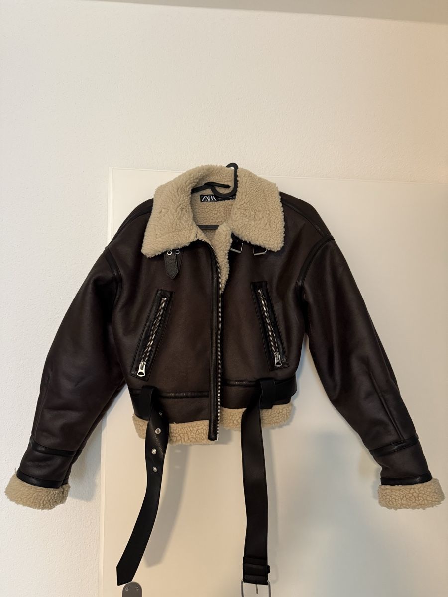 Zara Jacken: Jacke – Neu (gemäss Beschreibung) aus Riehen von zvillimchaste 1