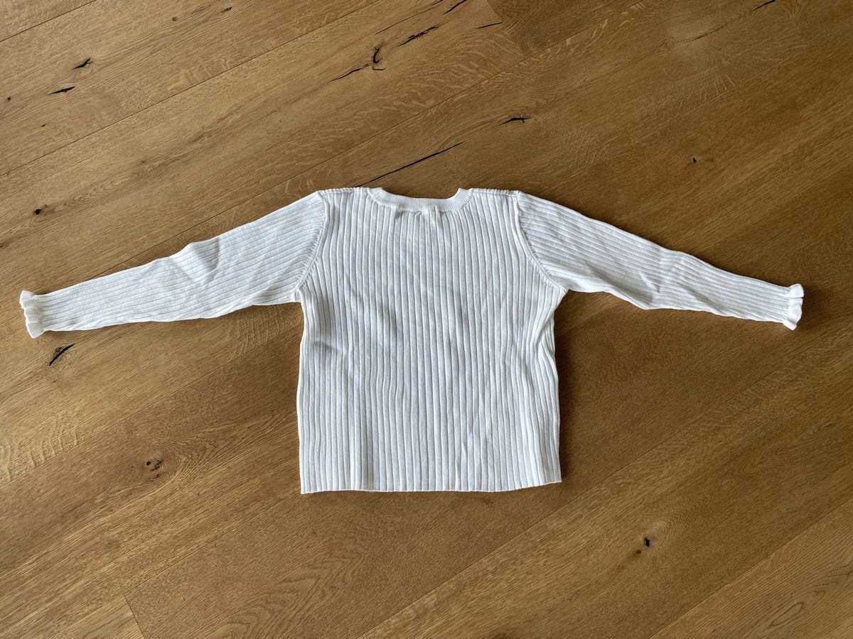 H&M Maglioni & Felpe: 2 süsse Mädchenpullover Gr. 122/128 – Usato da Möriken AG venduto da Nb433 2