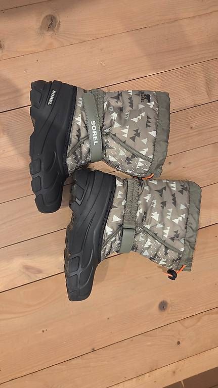 Scarpe per ragazzi: Sorel Winter Kinderstiefel Gr 38 – Usato da Spiez venduto da ste_7chk 1