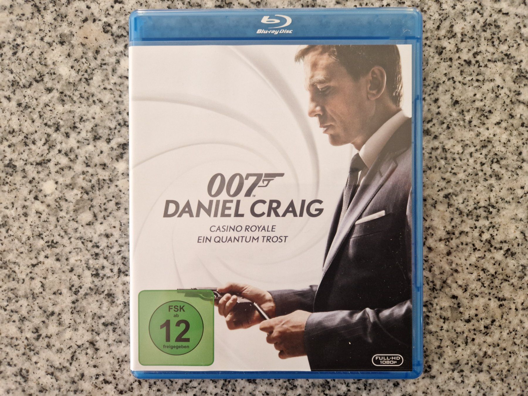 Tutti i DVDs: 007 Daniel Craig Blu-Ray Topzustand – Usato da Buchs SG venduto da Herc01