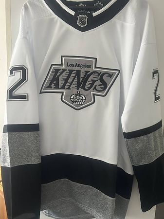 Brandnew Autograf Kevin Fiala LA Kings Jersey