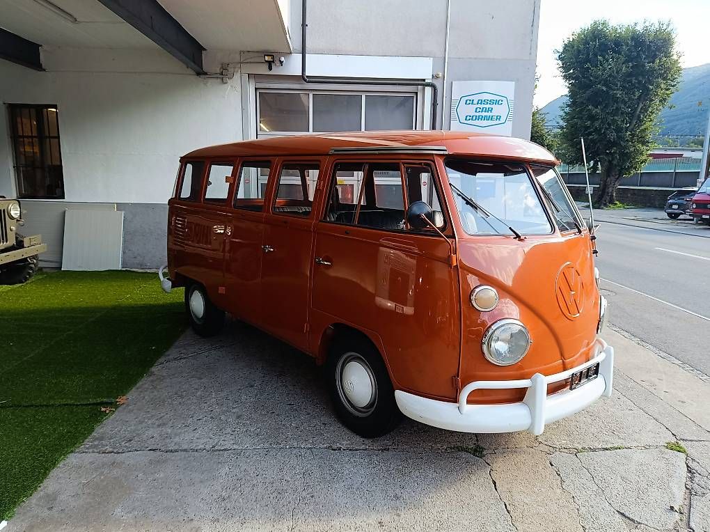 Automobili: VW T1 bus split – Usato da Taverne venduto da ClassicCarCornerSA 1