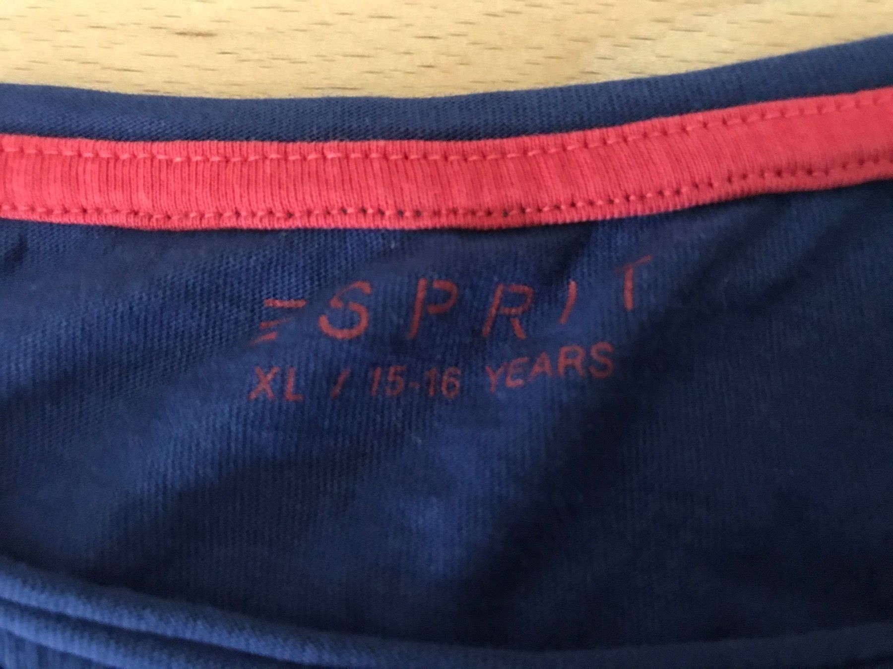 Esprit Camicette, T-shirt & Top: Shirt langarm - Esprit - Grösse 176 – Usato da Oberuzwil venduto da jabano 2