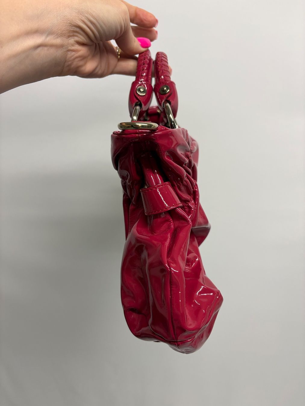 Salvatore Ferragamo Borse da donna: Ferragamo Ava Schultertasche pink Lackleder – Nuovo (secondo la descrizione) da Regensdorf venduto da secondchancefashion 1